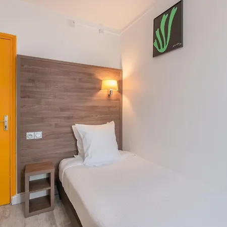Luxor 2* Issy-les-Moulineaux