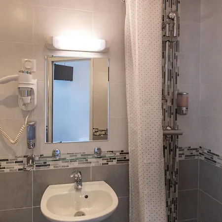 Luxor Issy-les-Moulineaux