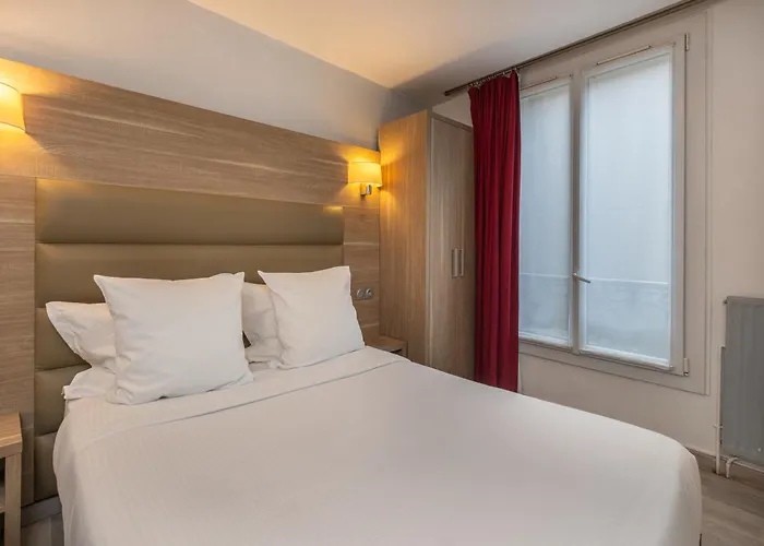 Luxor Hotel Issy-les-Moulineaux