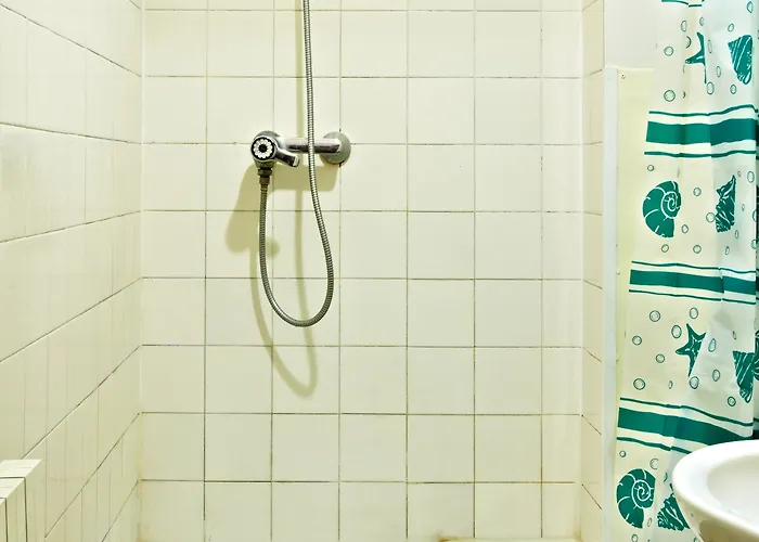 Hotel Luxor Issy-les-Moulineaux