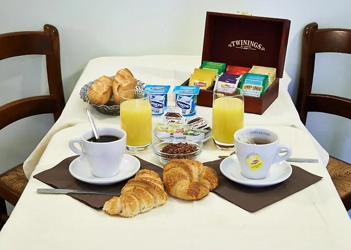 فندق لوكسور 2*